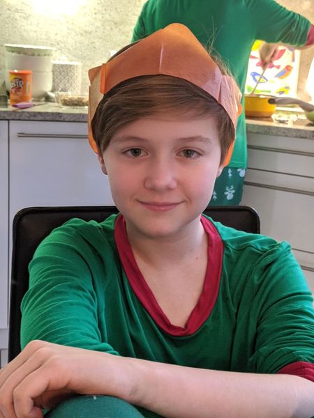 00000PORTRAIT_00000_BURST20191225155416356