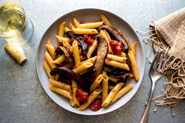 Pasta With Slow-Cooked Portobello Mushrooms