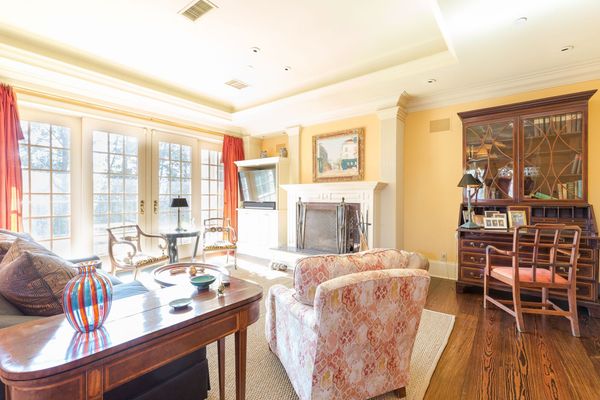 3657 Peachtree Rd-Apt 3A-28