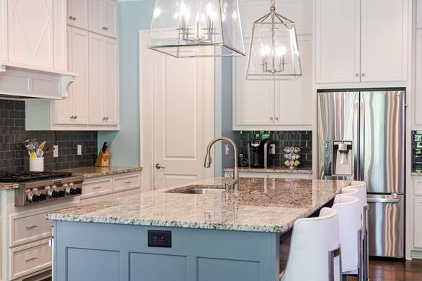 6470 Long Island-552