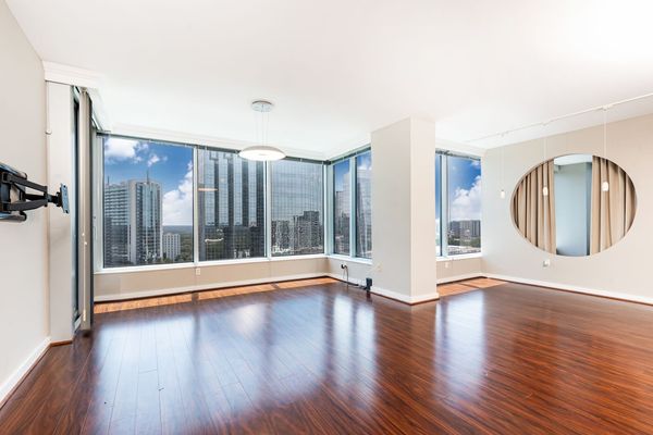 3338 Peachtree Rd-50