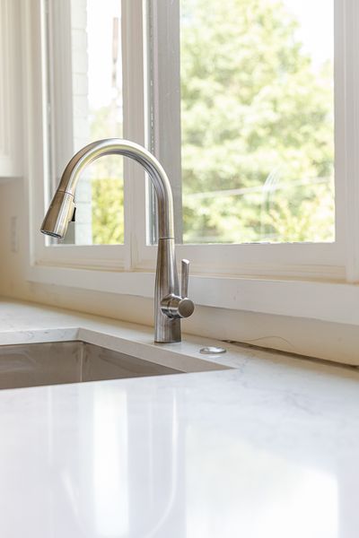 4685 Powers Ferry Rd 22-108-Web Res