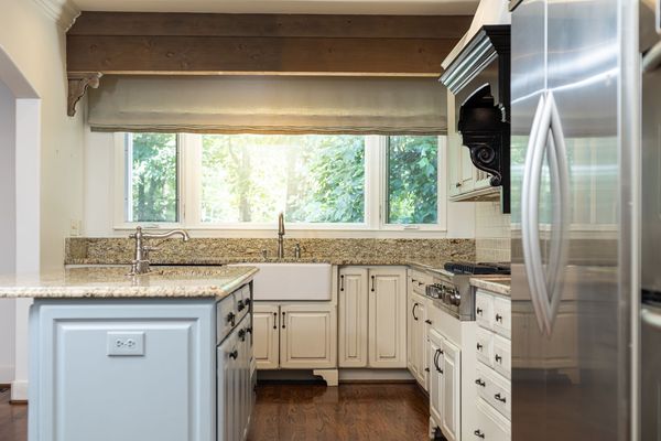 2966 waverly court_-148