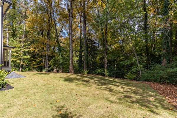 6175 River Shore-321