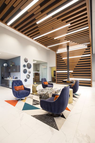 Veranda At Avalon Sales Center-88-Web Res