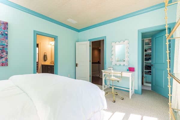 6470 Long Island-274