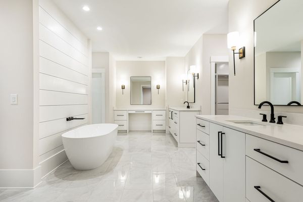 6175 River Shore-171