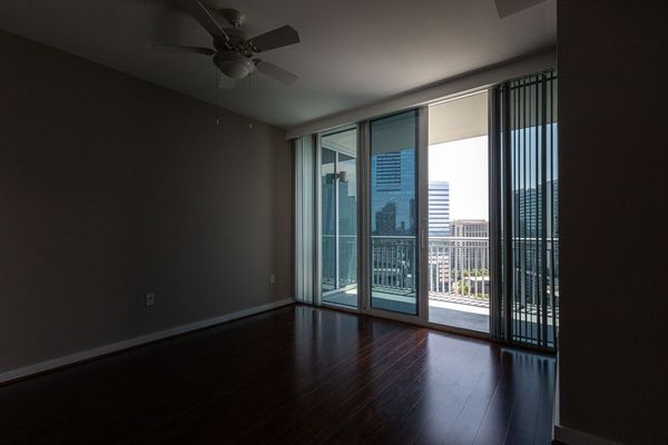 3338 Peachtree Rd-92