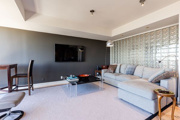 16D Hanover House-83