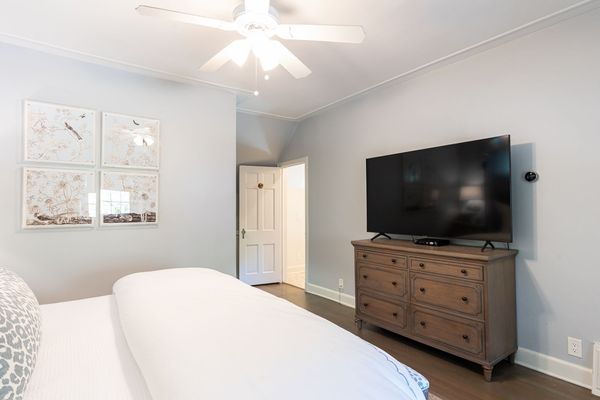 570 collier road-136