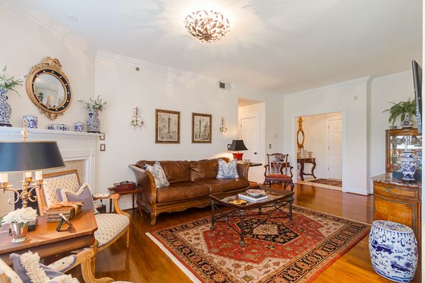 211 Colonial Homes-17-WebRes