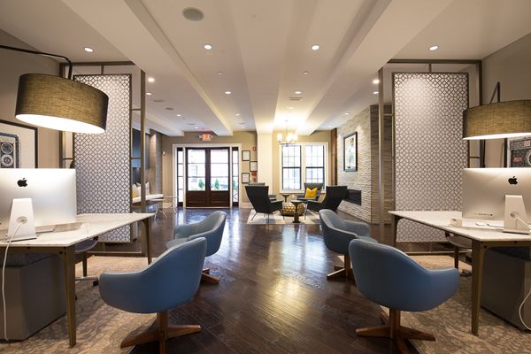 222 Colonial Homes_The Monroe-84-Web Res