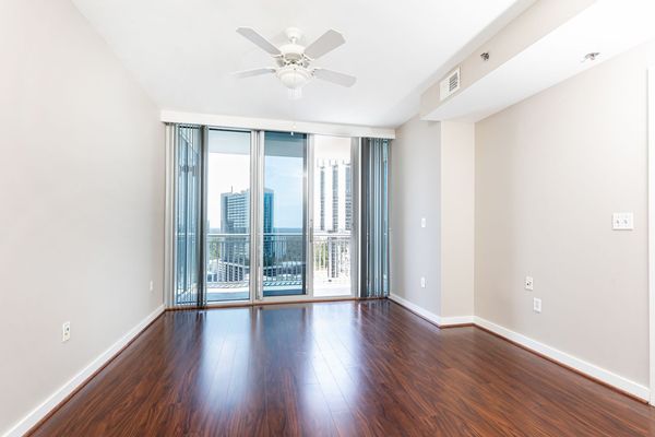 3338 Peachtree Rd-129