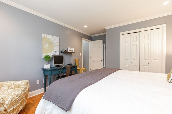 1310 N Point Way-104