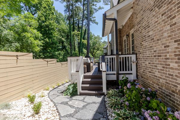 1843 Rock Springs Ln-221