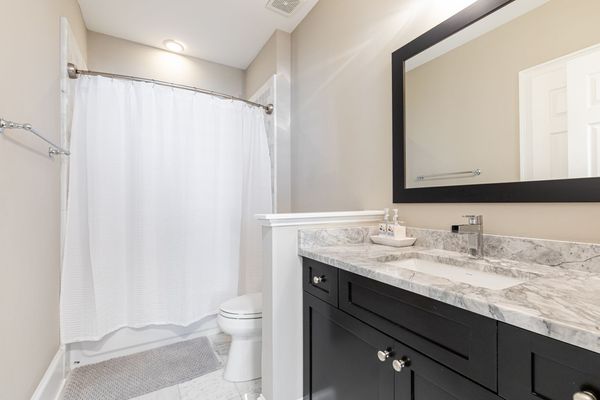 3541 Roswell Road_7-7