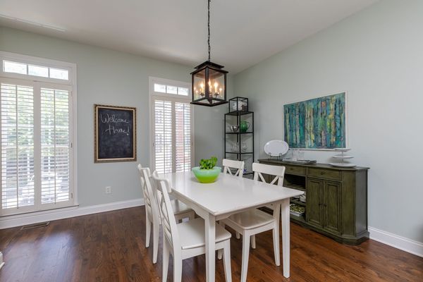 2200 Briarwood Blf-32