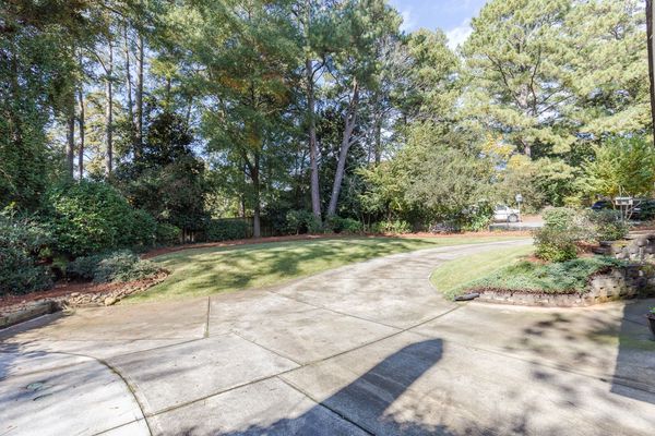 2166 Howell Mill Rd-33