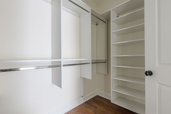 4685 Powers Ferry Rd 22-152-Web Res