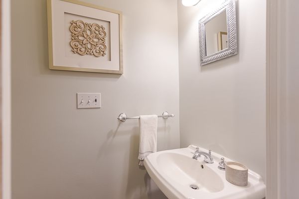 694 E Morningside-47-Web Res