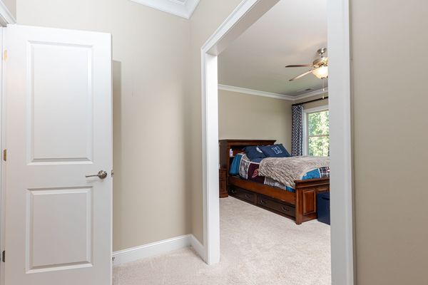 6470 Long Island-249