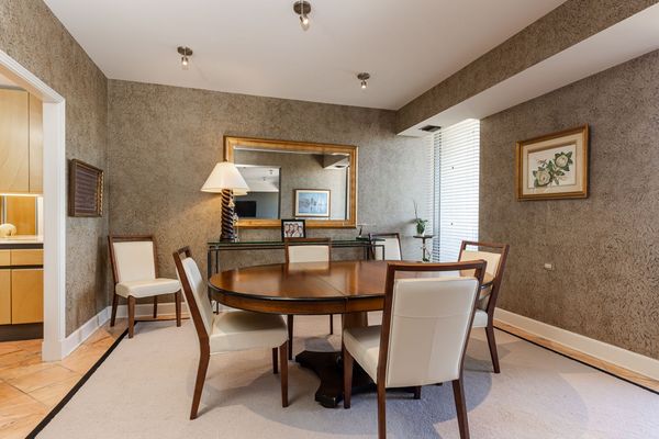 16D Hanover House-116