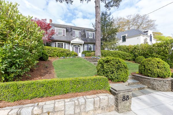 88 Polo Dr-11-Web Res