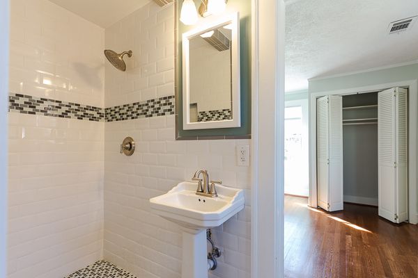 694 E Morningside-78-Web Res