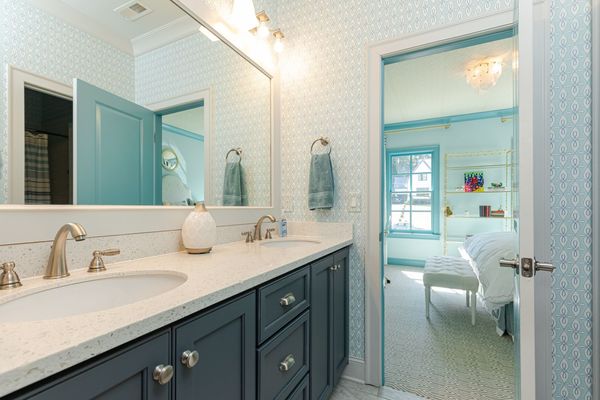 6470 Long Island-261