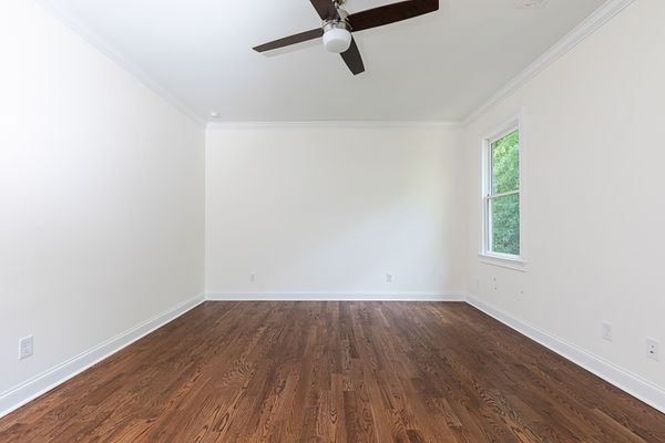 4685 Powers Ferry Rd 22-143-Web Res