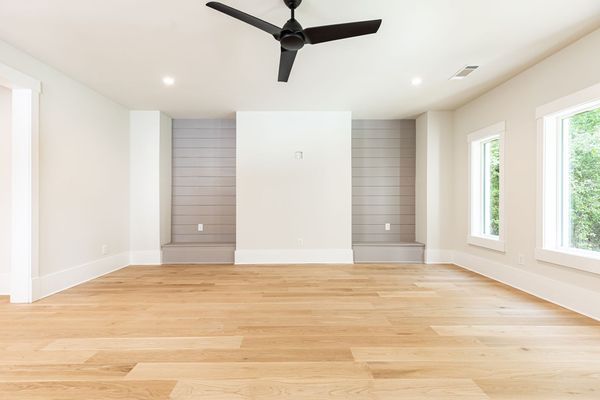 340 Colewood Way-298