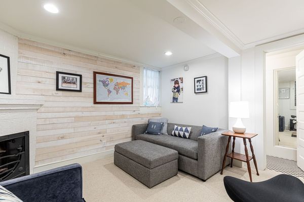 251 Peachtree Way_-21