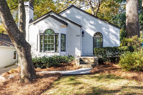 1478 Brooklyn Ave-201