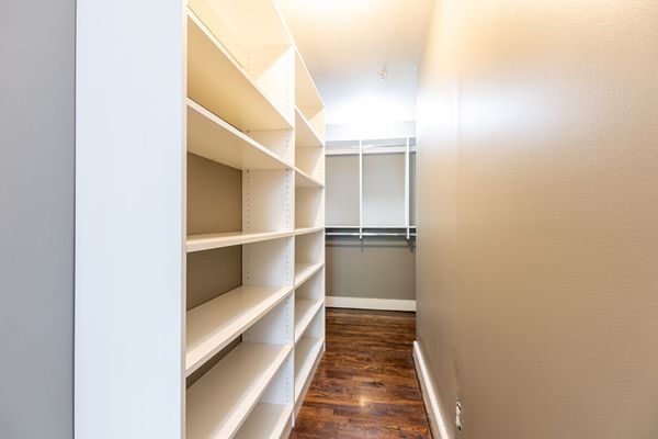 2966 waverly court_-229