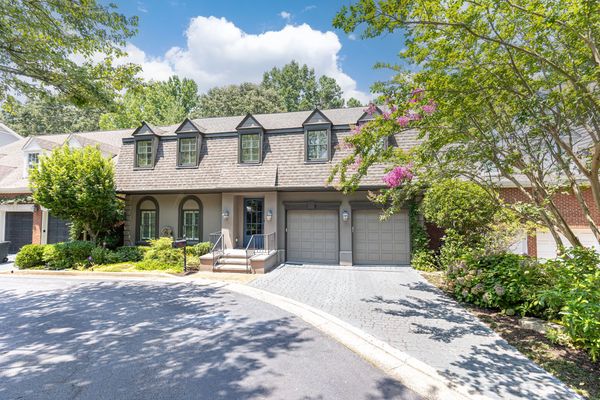 2966 waverly court_-304