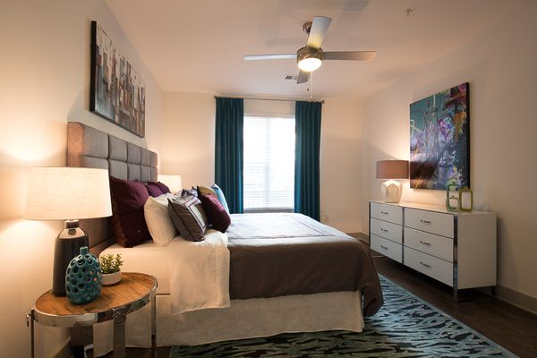 Veranda At Avalon Sales Center-11-Web Res