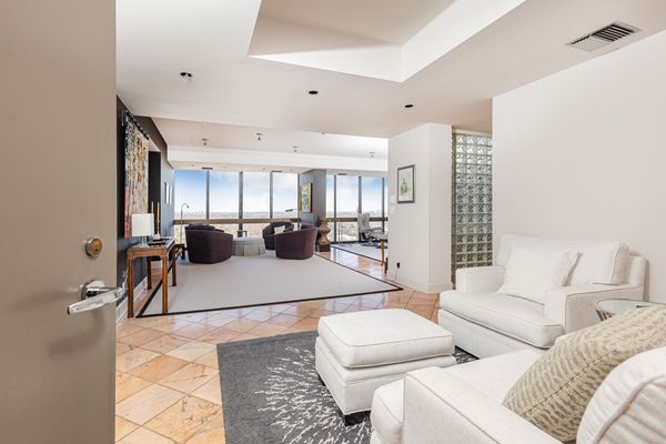 16D Hanover House-52