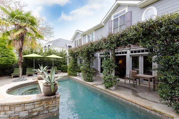 88 Polo Dr-96-Web Res