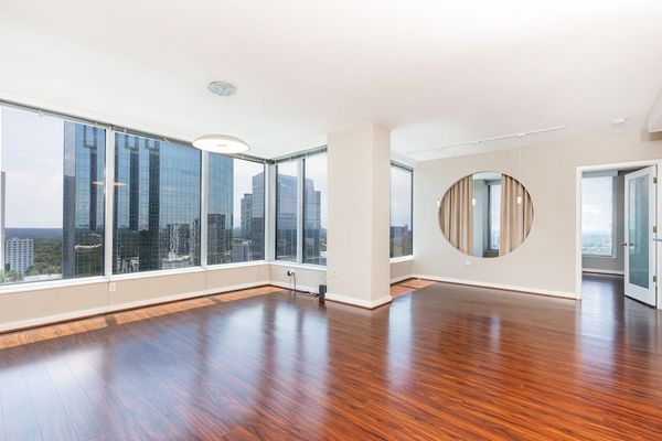 3338 Peachtree Rd-55