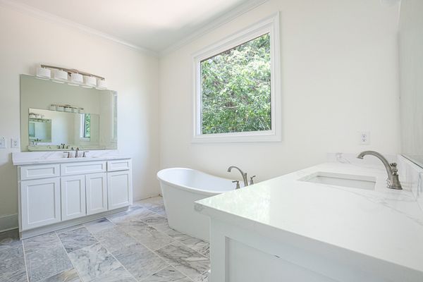 4685 Powers Ferry Rd 22-69-Web Res