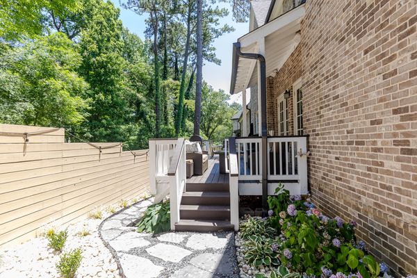 1843 Rock Springs Ln-220