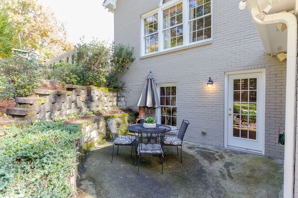 2166 Howell Mill Rd-29