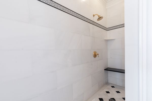 1025 Arbor Trace-91-Web Res