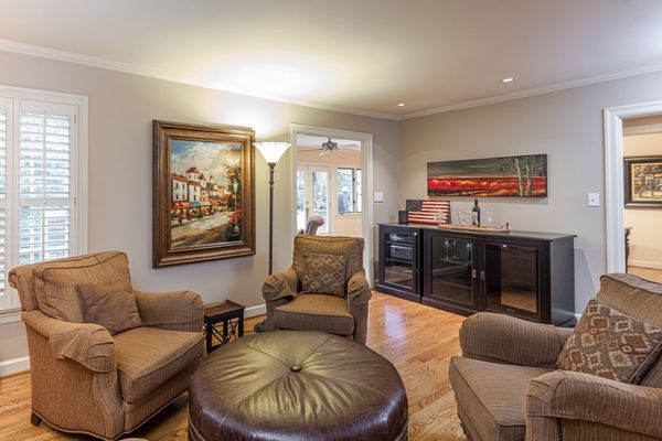 255 Lake Forrest-115