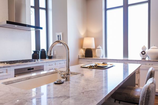 48A Mandarin Oriental-100