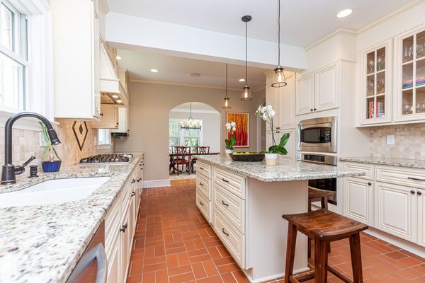 129 Peachtree Hills-41