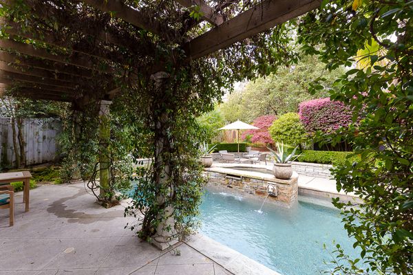 88 Polo Dr-82-Web Res