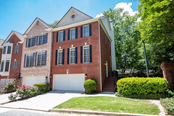 2200 Briarwood Blf-86