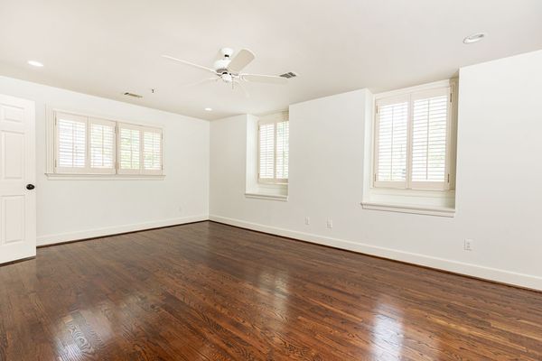 2966 waverly court_-246