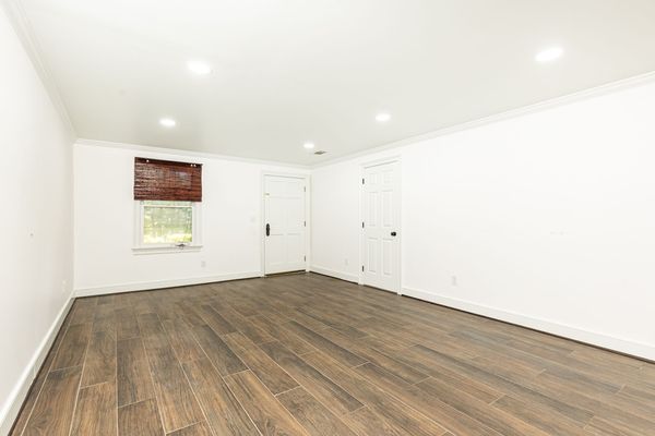 2966 waverly court_-263